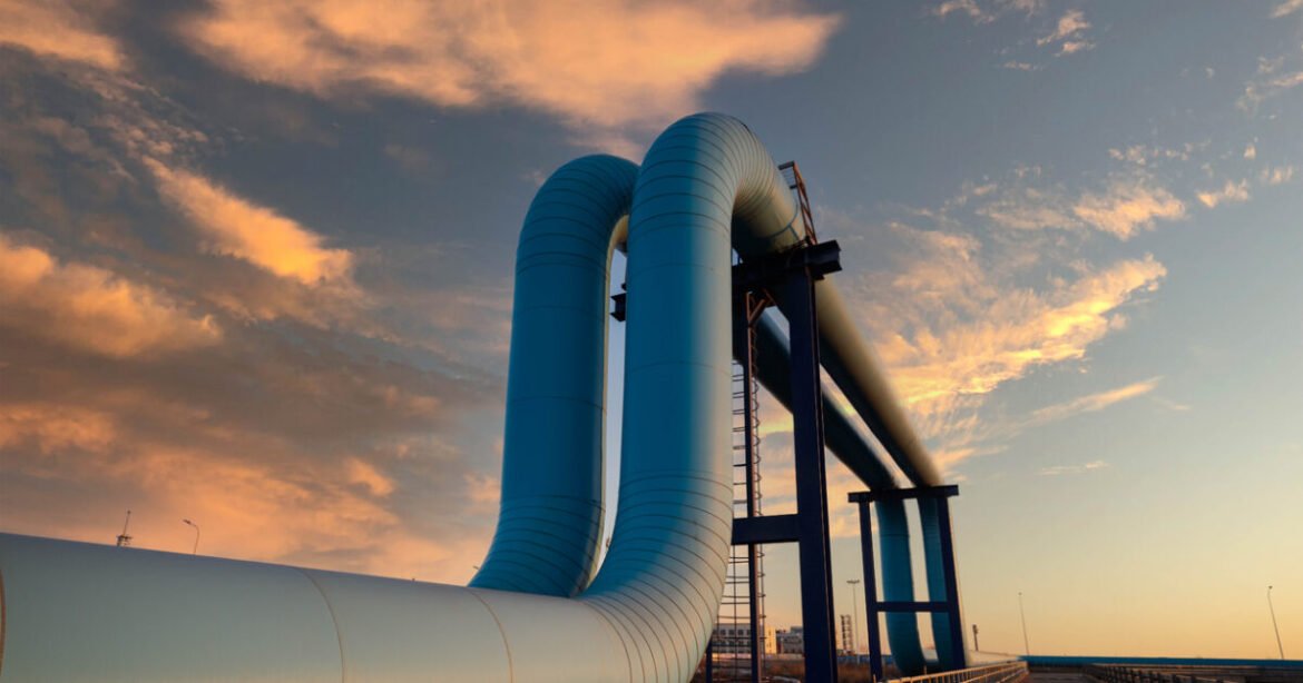 Αρνείται πεισματικά να πέσει η τιμή του πετρελαίου – Διαψεύδονται προς το παρόν οι προβλέψεις για κατάρρευση