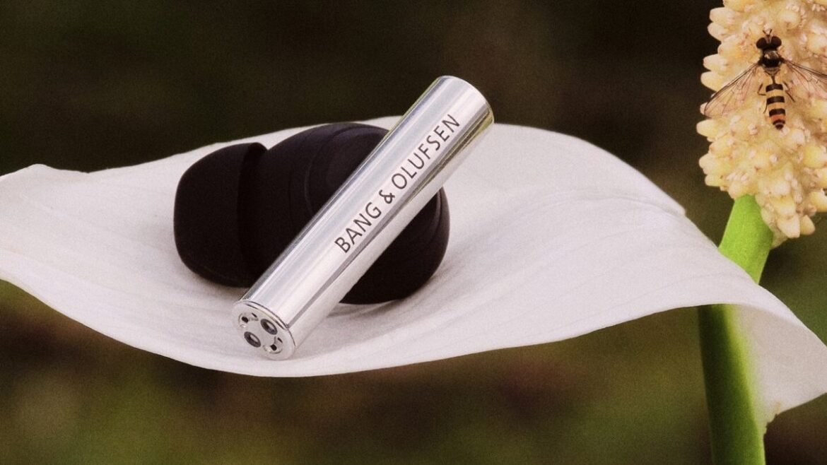 Τα νέα ακουστικά της Bang & Olufsen κοστίζουν όσο πέντε AirPods Pro 3