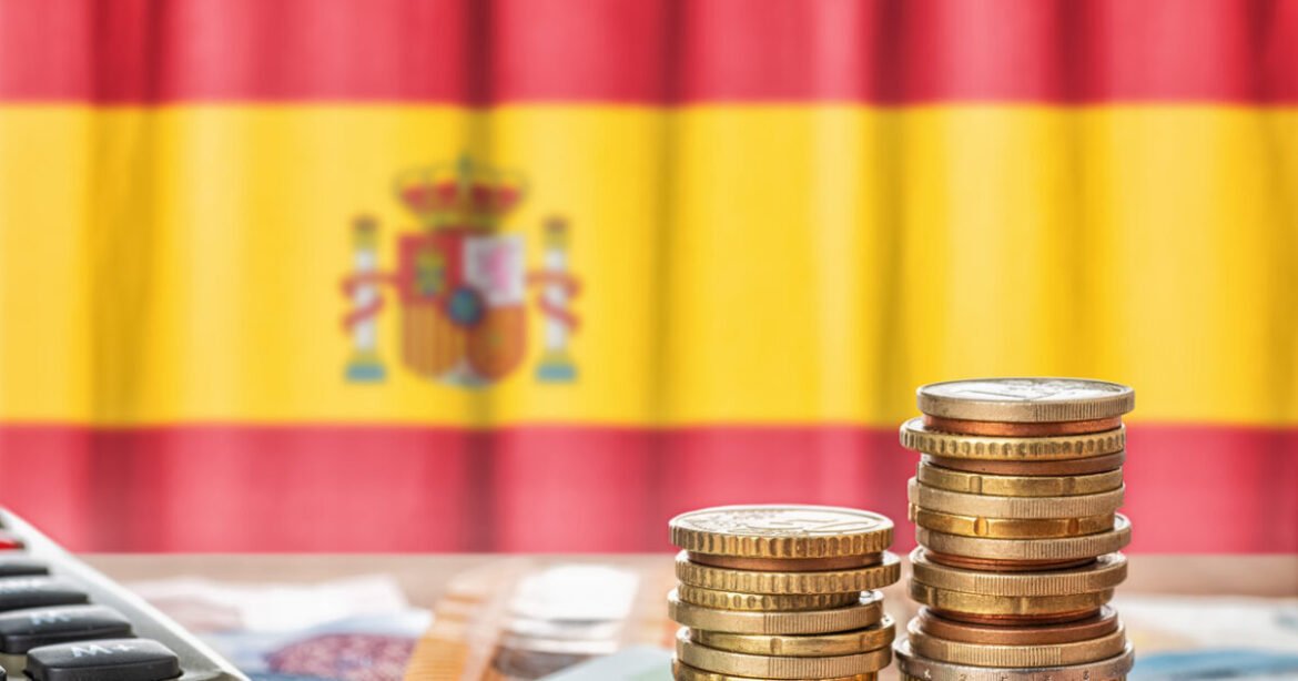 Η Ισπανία κερδίζει διπλή αναβάθμιση από τις Moody’s και Fitch χάρη στην ισχυρή οικονομία της