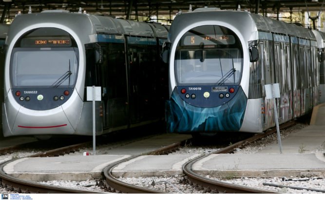 Κακοκαιρία: Αποκαταστάθηκε η κυκλοφορία στη Γραμμή 7 του Τραμ – Προβλήματα νωρίτερα λόγω συσσώρευσης υδάτων