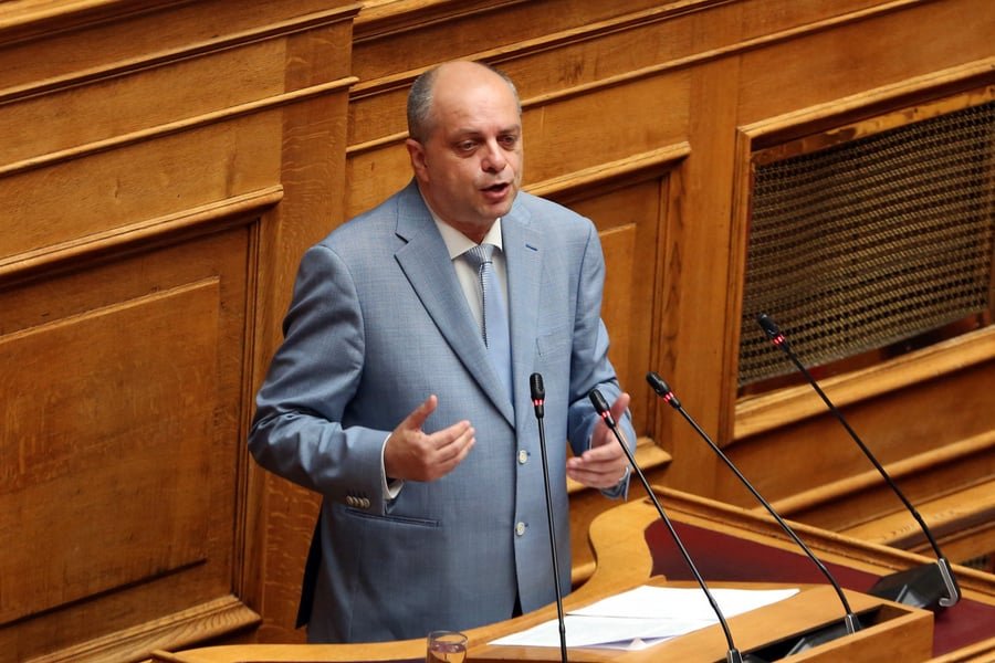 Βανδάλισαν το πολιτικό γραφείο του βουλευτή της ΝΔ Χρήστου Καπετάνου