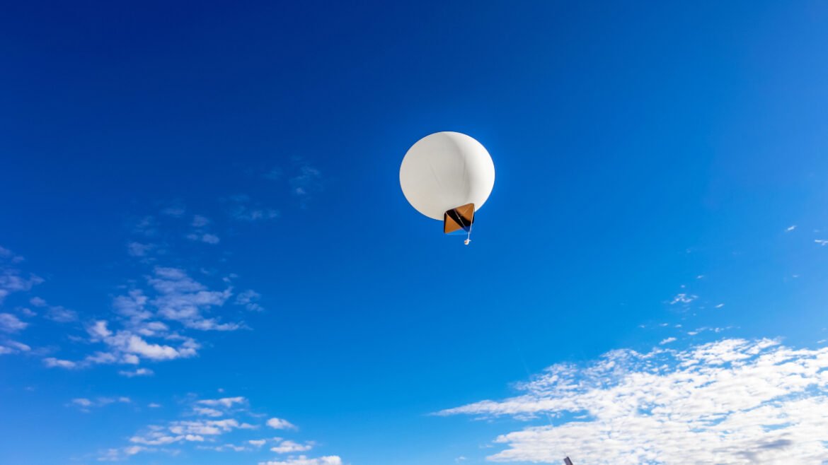 Λαθρεμπόριο με… αερόστατα: Παρέλυσαν οι πτήσεις στη Λιθουανία – Τι μετέφεραν επιτήδειοι