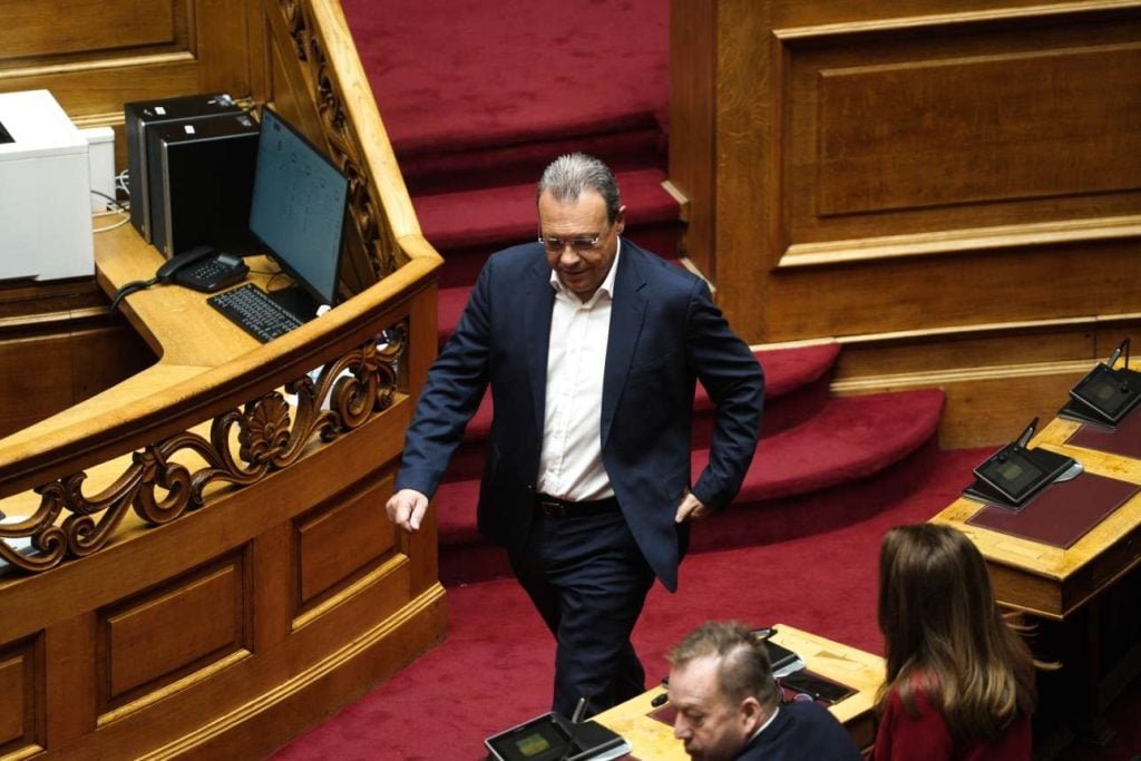 Ο Τσίπρας έφυγε, ο Φάμελλος καλεί ΠΑΣΟΚ, Νέα Αριστερά και Πλεύση σε συμπόρευση