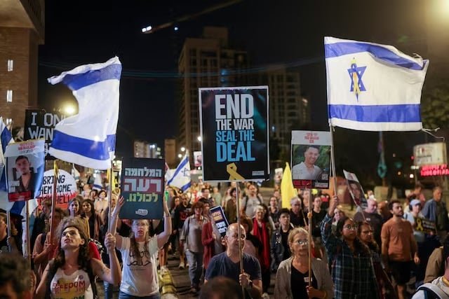 ΥΠΕΞ για τα δύο χρόνια από την ημέρα του τρόμου στο Ισραήλ: Απτή ευκαιρία το σχέδιο Τραμπ