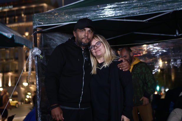 Τέμπη: Σταματάει την απεργία πείνας ο Πάνος Ρούτσι – «Το φως μπορεί να νικήσει το σκοτάδι»