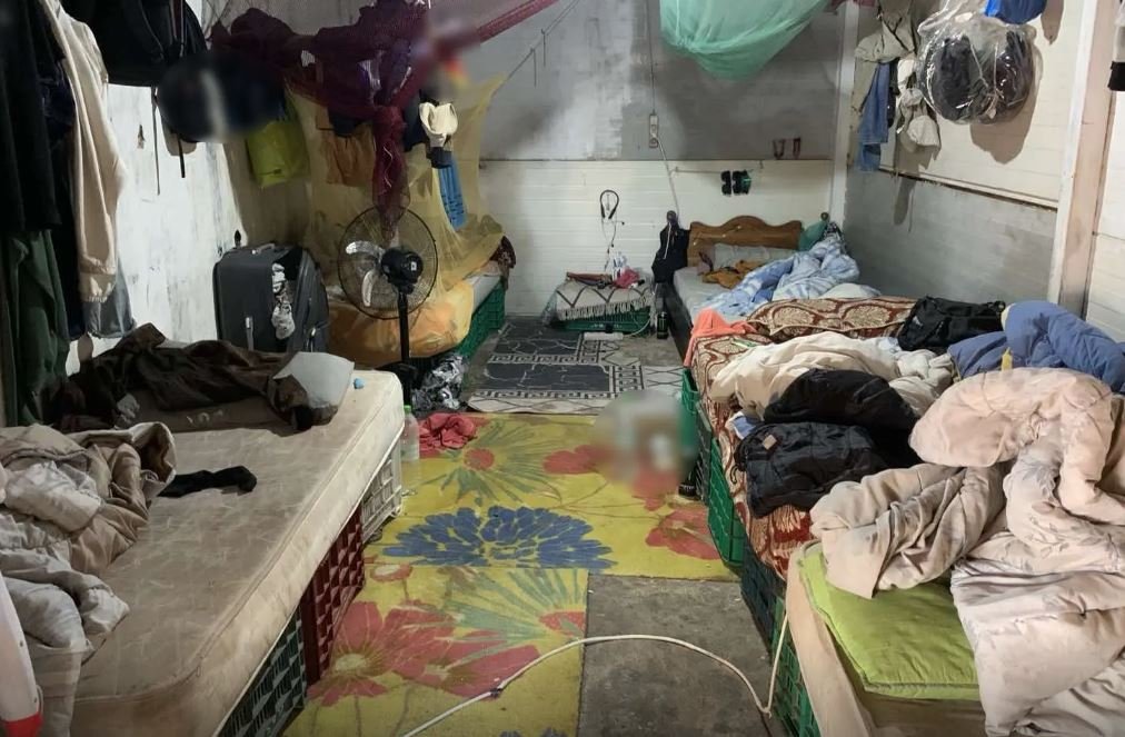 Κύκλωμα εκμετάλλευσης εργατών: Η 29χρονη «διαμεσολαβήτρια» από το Νεπάλ και οι «διαφημίσεις» για να τους προσελκύουν – Νέες φωτογραφίες κα