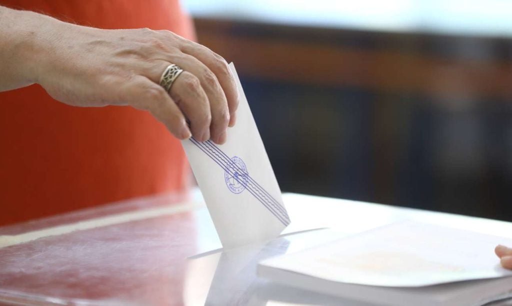 Δημοσκόπηση Opinion Poll: Στο 30,1% η ΝΔ, με το ΠΑΣΟΚ στο 13,8%