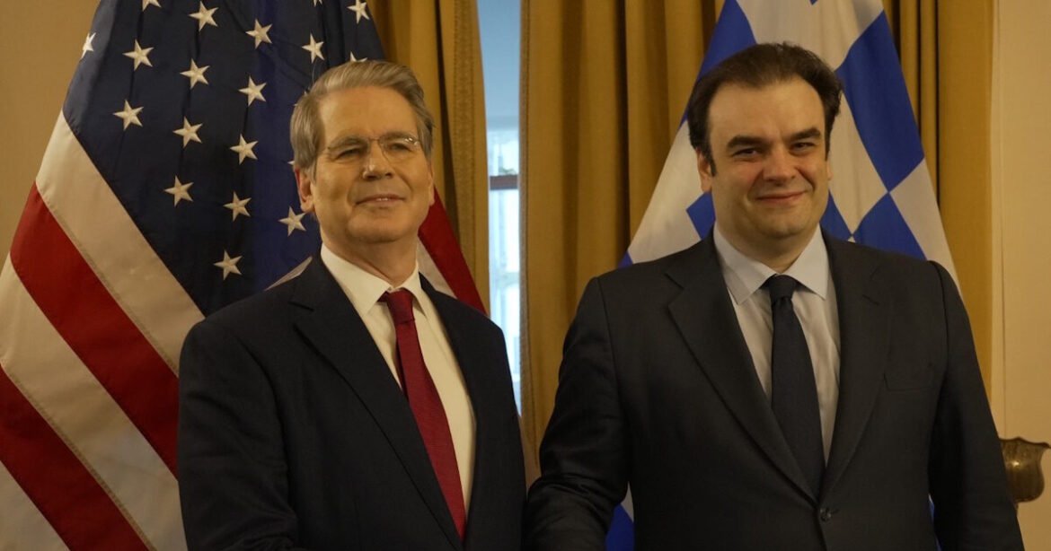 Συνάντηση Πιερρακάκη με τον ΥΠΟΙΚ των ΗΠΑ Σκοτ Μπέσεντ – Τι συζητήθηκε