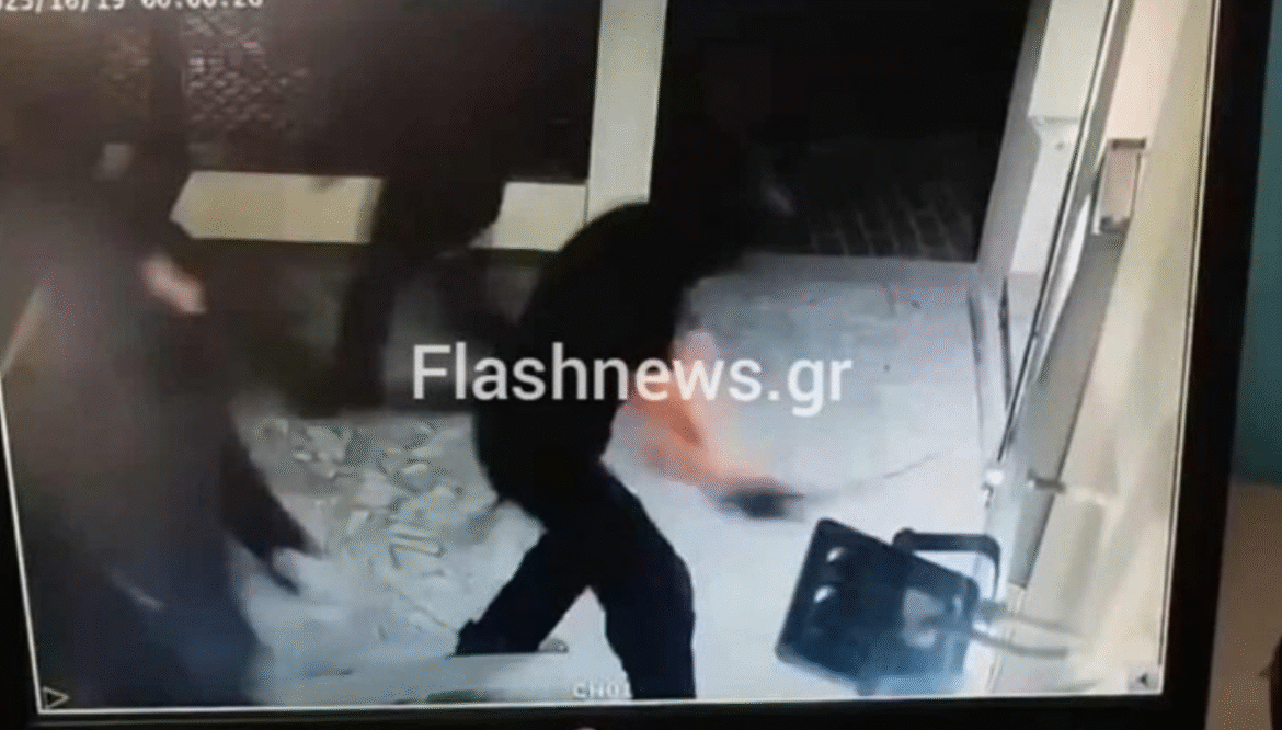 Χανιά: Κουκουλοφόροι τα έκαναν γυαλιά καρφιά σε τράπεζες και μεσιτικό γραφείο – Βίντεο ντοκουμέντο