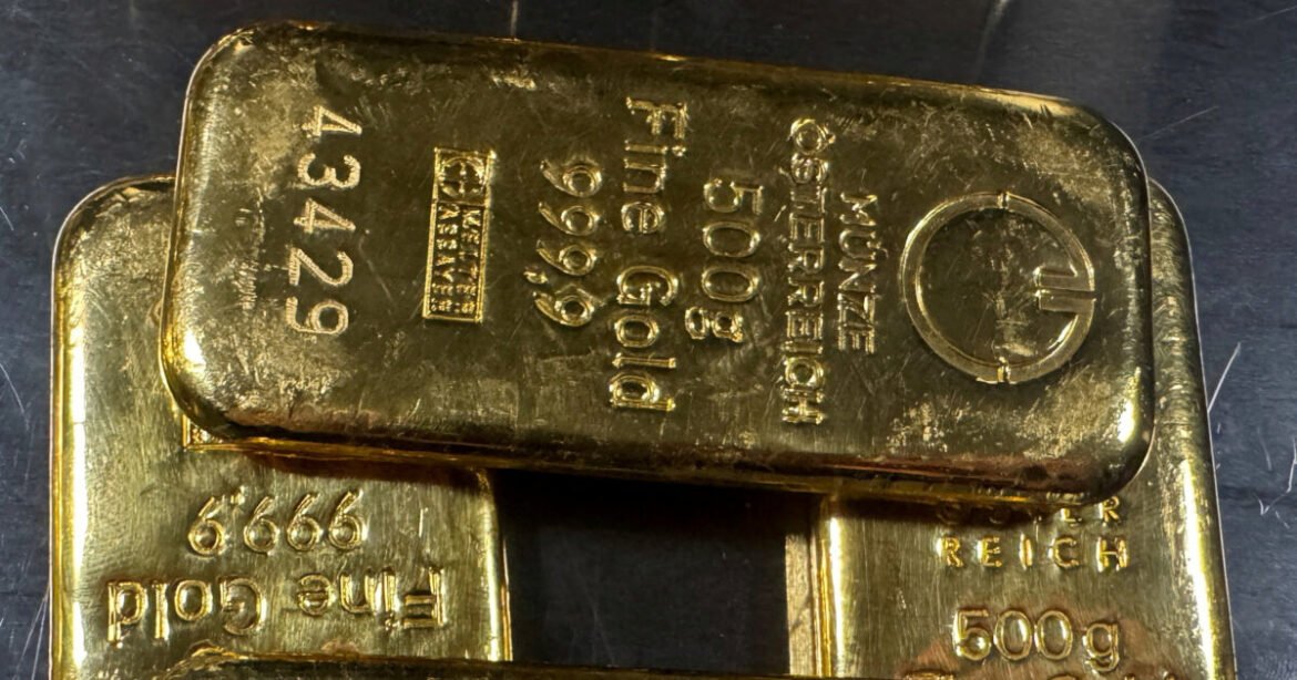 Οι τιμές του χρυσού υποχωρούν κατά 6,3% – Η μεγαλύτερη πτώση από τον Απρίλιο του 2013