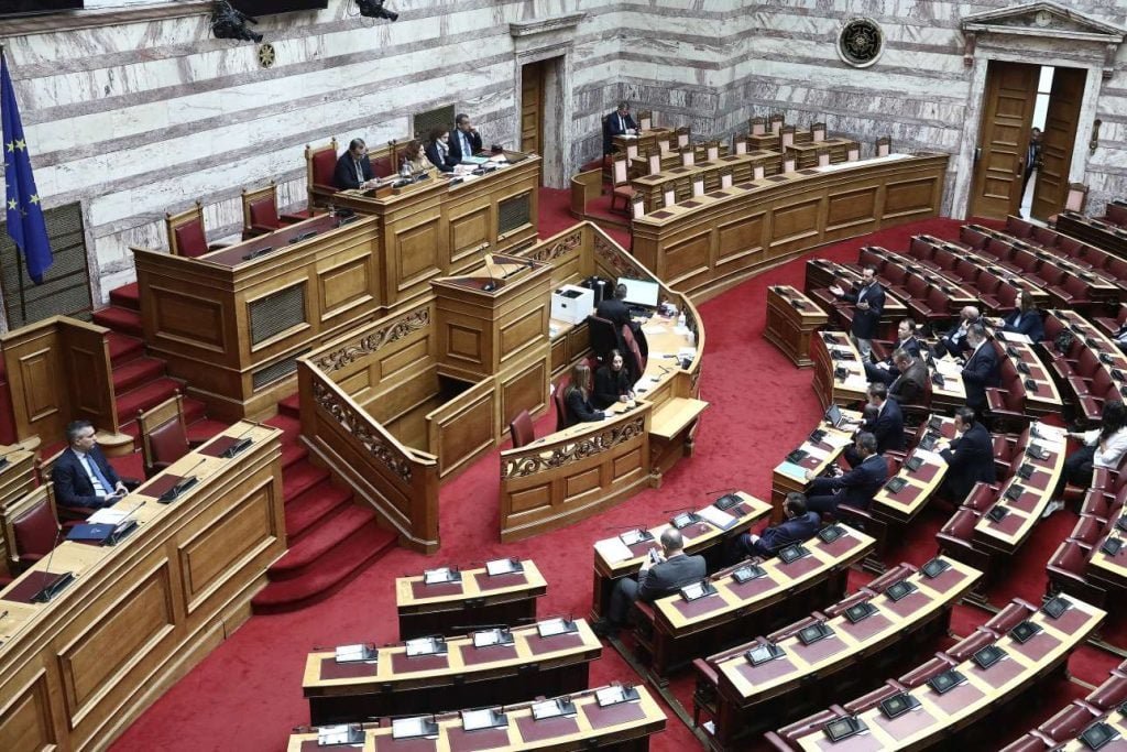 Στις 17.00 η ονομαστική για τον Αγνωστο Στρατιώτη – τι θα κάνει ο Δένδιας