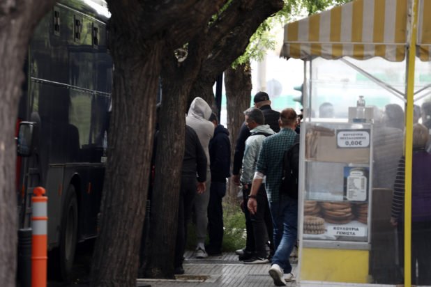 ΟΠΕΚΕΠΕ: Ελεύθεροι με όρους οι 11 από τους 37 συλληφθέντες – Αρνήθηκαν τις κατηγορίες