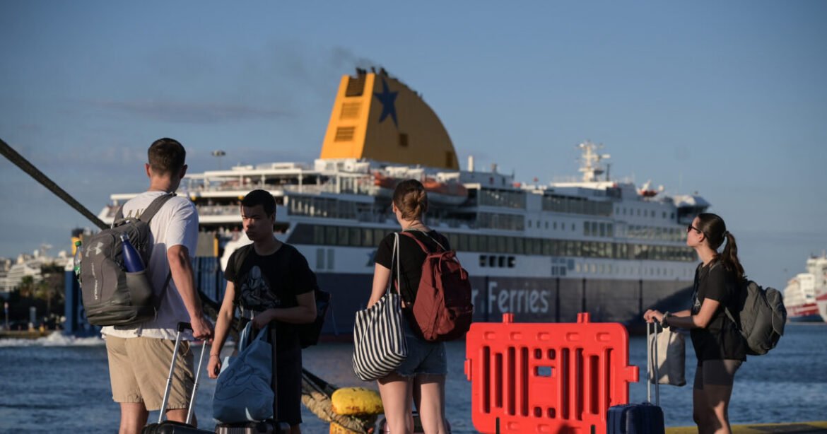 Ανθεκτική στα λειτουργικά κόστη η ελληνική ακτοπλοΐα – Σταθερά τα ακτοπλοϊκά εισιτήρια εφέτος