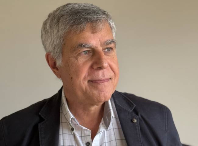 Αναρτήσεις υπέρ της ΝΔ «έκαψαν» τον νέο διευθυντή του Ανδρουλάκη, Γιώργο Παπαβασιλείου