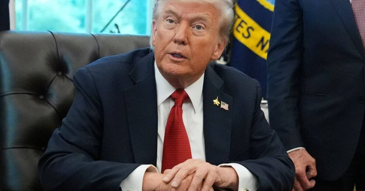 Νέο τελεσίγραφο του Τραμπ στη Χαμάς: «Παραδώστε τις σορούς των ομήρων σε 48 ώρες»