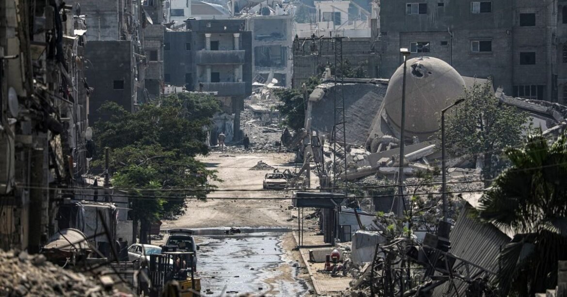 Γάζα: Ο ισραηλινός στρατός εξόντωσε 381 μέλη της UNRWA – Τα παιδιά που επέστρεψαν ψάχνουν πόσιμο νερό