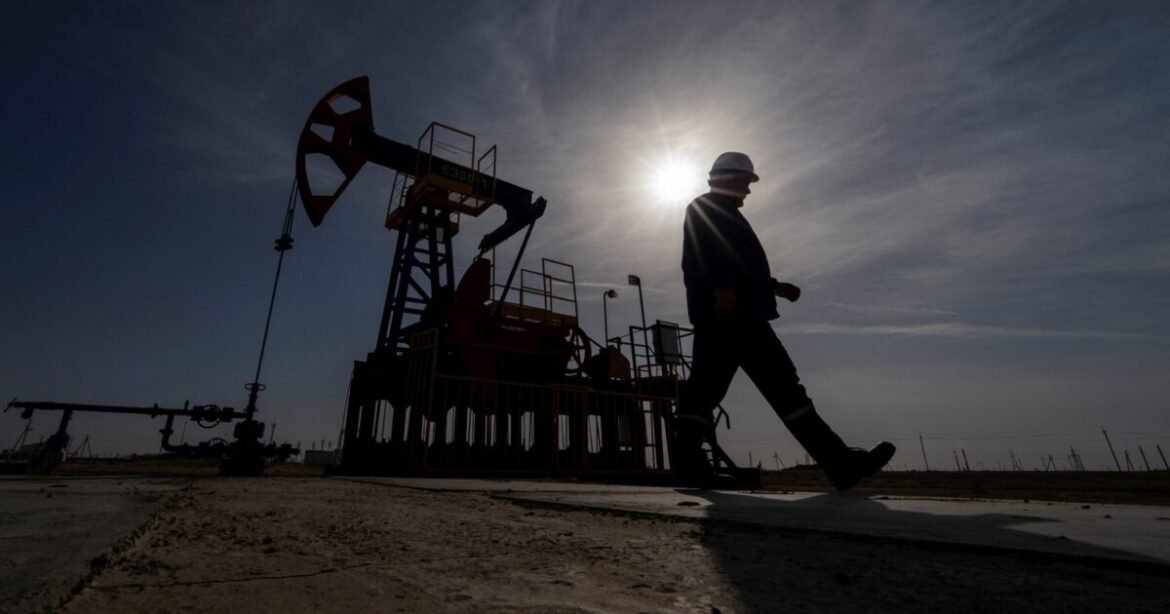 Πώς μπορεί να επηρεάσει την ελληνική οικονομία ένα νέο ράλι τιμών του πετρελαίου