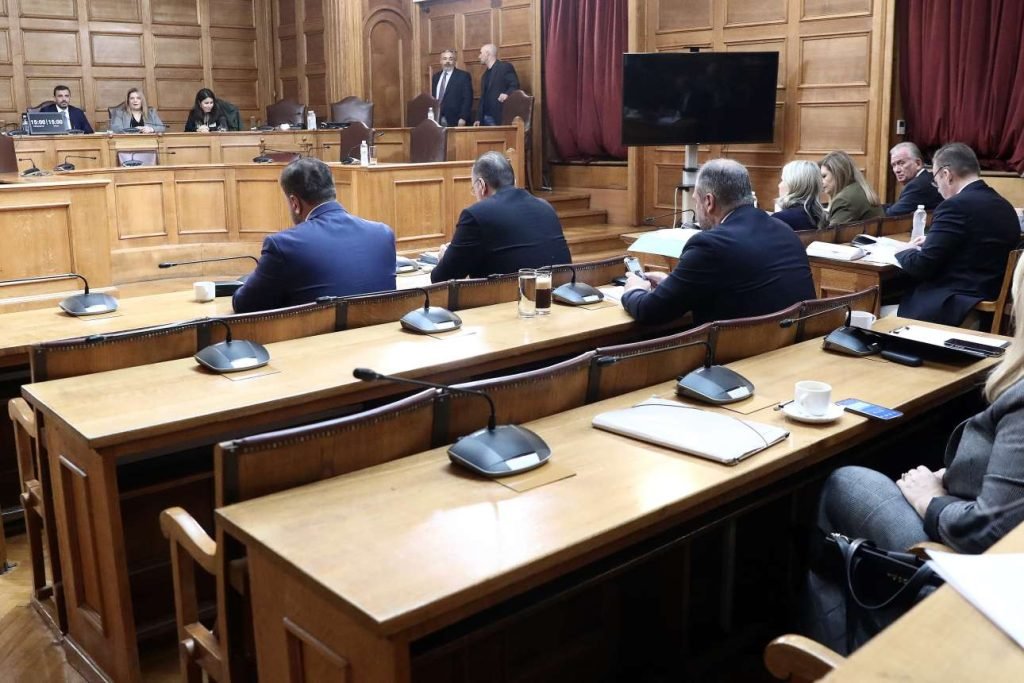 Εξεταστική ΟΠΕΚΕΠΕ: Απορρίφθηκε το αίτημα ΠΑΣΟΚ για κλήτευση των «Φραπέ» και Σεμερτζίδου πριν από τις καταθέσεις υπουργών