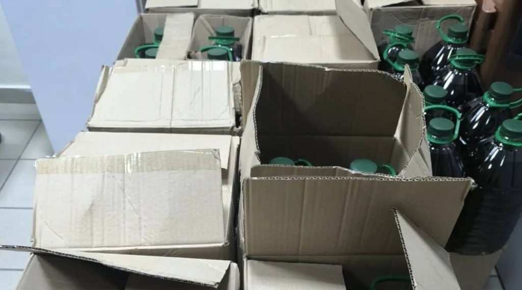 Δύο συλλήψεις για εμπορία ελαιολάδου αμφιβόλου προελεύσεως στο Καματερό – Κατασχέθηκαν 600 λίτρα