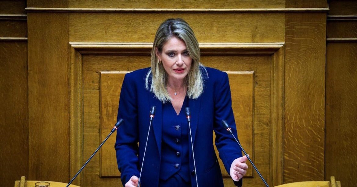 Άννα Ευθυμίου: «Πολύ πιο σύντομη η έκδοση των συντάξεων – Δεν αλλάζουν τα όρια ηλικίας συνταξιοδότησης»