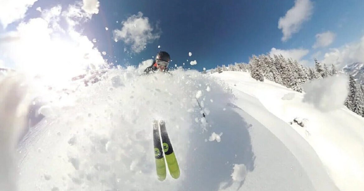 Νεπάλ: Τουλάχιστον τρεις ορειβάτες σκοτώθηκαν λόγω χιονοστιβάδας – 4 αγνοούμενοι