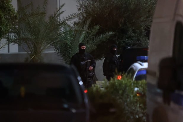 Μακελειό στα Βορίζια: Τι οδήγησε τα 3 αδέλφια να παραδοθούν στις Αρχές – Το κινητό και η επικοινωνία του