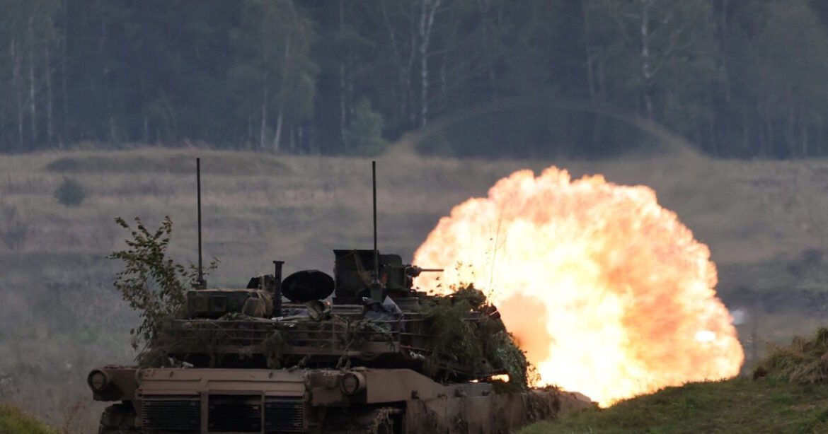 Δήλωση – σοκ από την Κομισιόν: Μονόδρομος η άμυνα για να μη χαθούν τα αδιάθετα 400 δισ. ευρώ του Ταμείου Ανάκαμψης