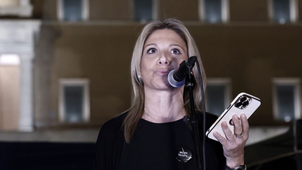 Μαρία Καρυστιανού: Η λέξη κόμμα και το όνομά μου δεν είναι συμβατά – Δεν γνώριζα τον Καραχάλιο