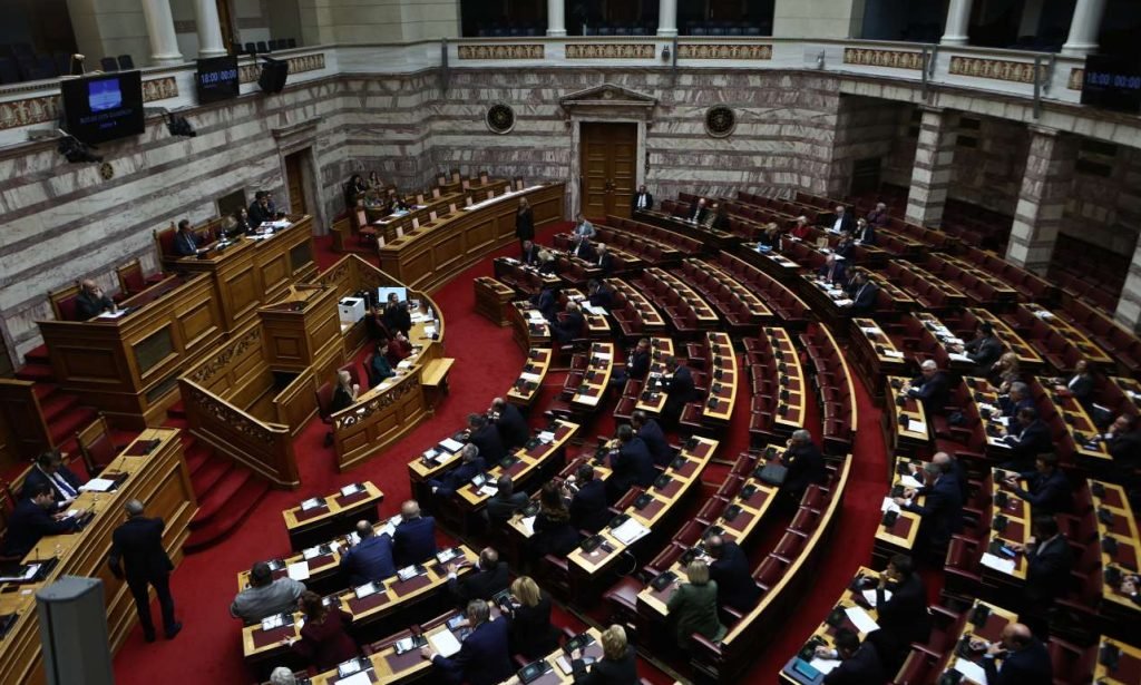 Βουλή: Με 160 ψήφους «πέρασε» το φορολογικό νομοσχέδιο