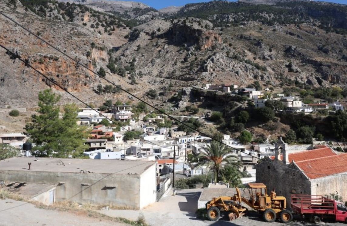 Ανοίγουν τη Δευτέρα τα σχολεία στα Βορίζια – Τι είπε η υπουργός Παιδείας