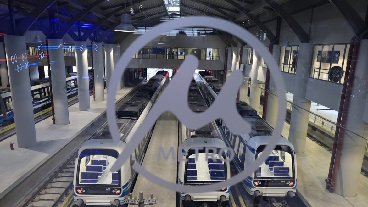 Μετρό Θεσσαλονίκης: Κλειστές οι πύλες από σήμερα και για ένα μήνα – Πώς θα εξυπηρετηθούν οι επιβάτες