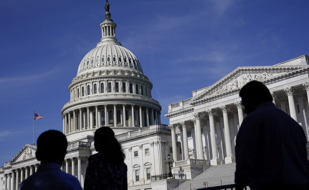 «Λευκός καπνός» στη Γερουσία: Λήγει το shutdown – Συνεχίζεται το χάος στα αεροδρόμια των ΗΠΑ