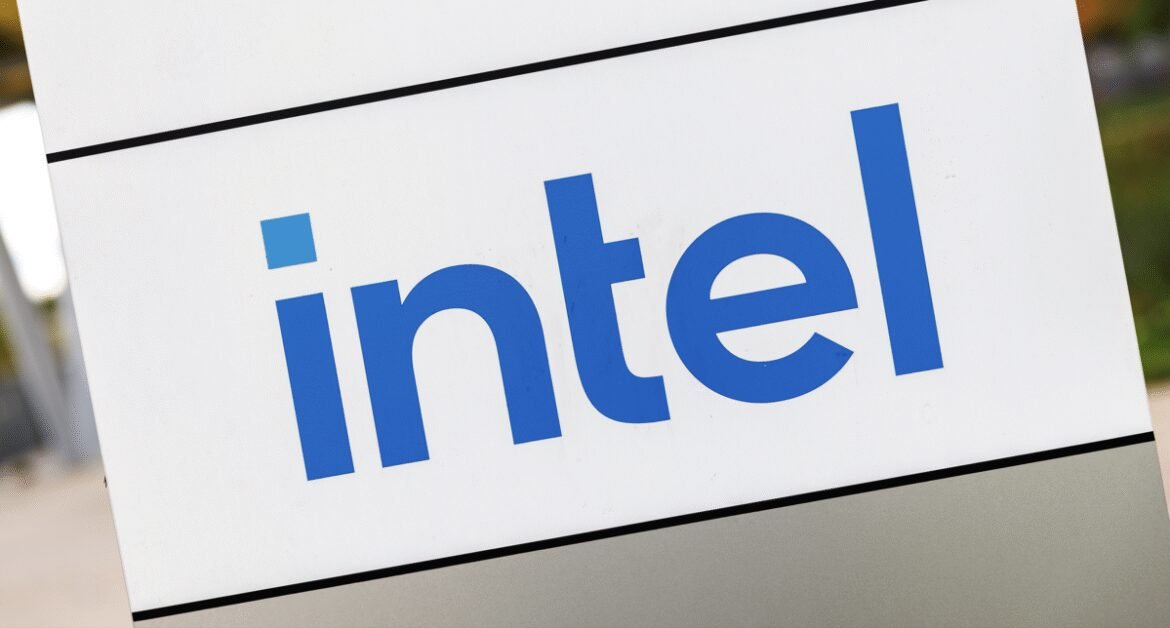 Πρώην υπάλληλος της Intel φέρεται να έκλεψε 18.000 εμπιστευτικά αρχεία