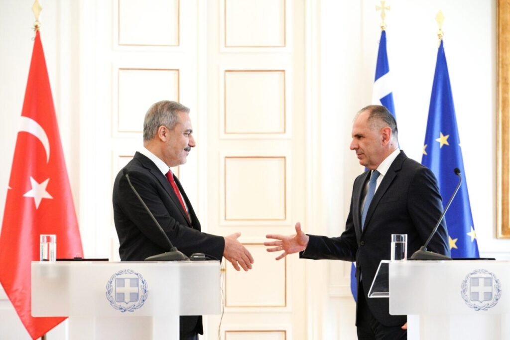 Τον Δεκέμβριο η πρόσκληση στην Αγκυρα για το σχήμα «5Χ5»