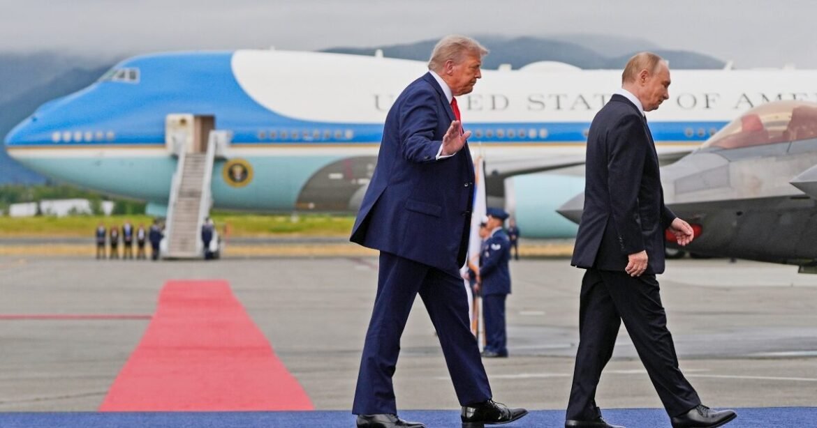 Αποκάλυψη Axios: Μυστικές συνομιλίες ΗΠΑ – Ρωσίας για να τελειώσει ο πόλεμος στην Ουκρανία