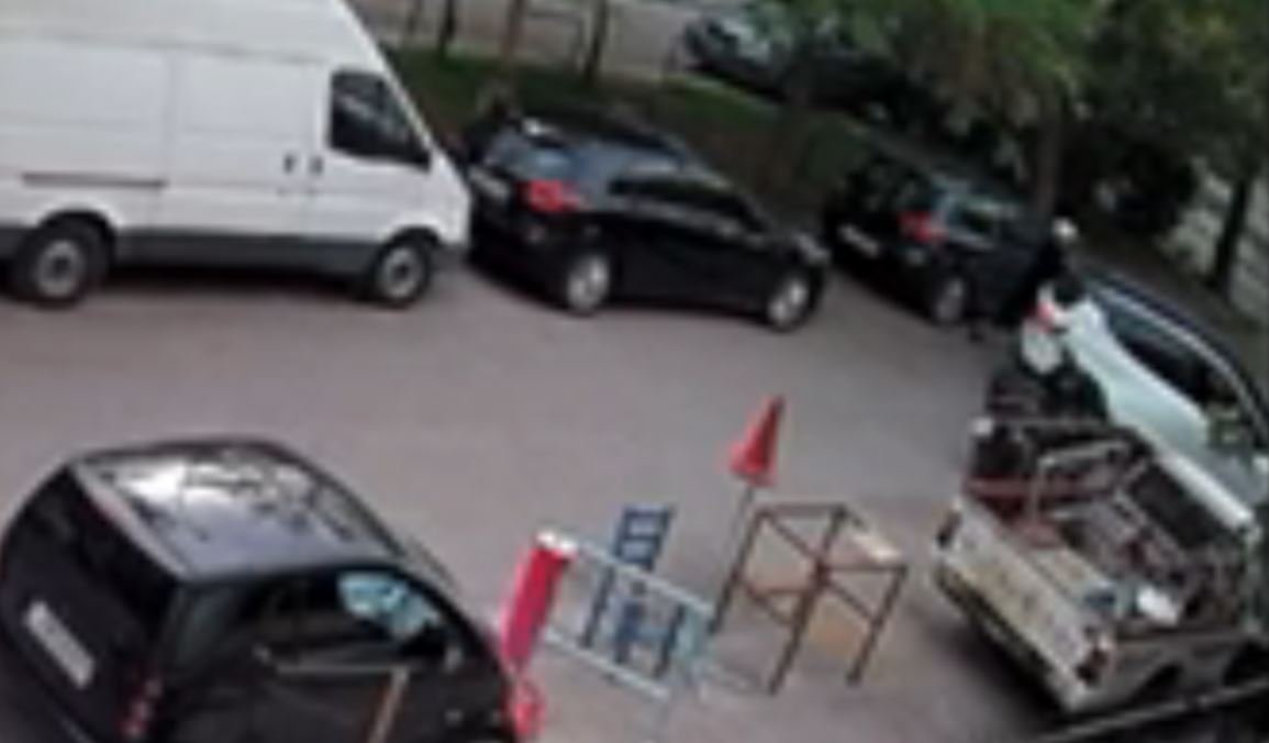 Νέος Κόσμος: Kαρέ καρέ η στιγμή που ο 29χρονος σκοτώνει στο ξύλο τον 58χρονο οδηγό 