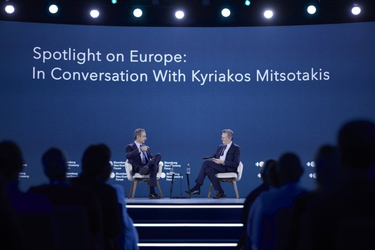 «Pacta sunt servanda» Μητσοτάκη για τους Κινέζους της COSCO και το λιμάνι του Πειραιά