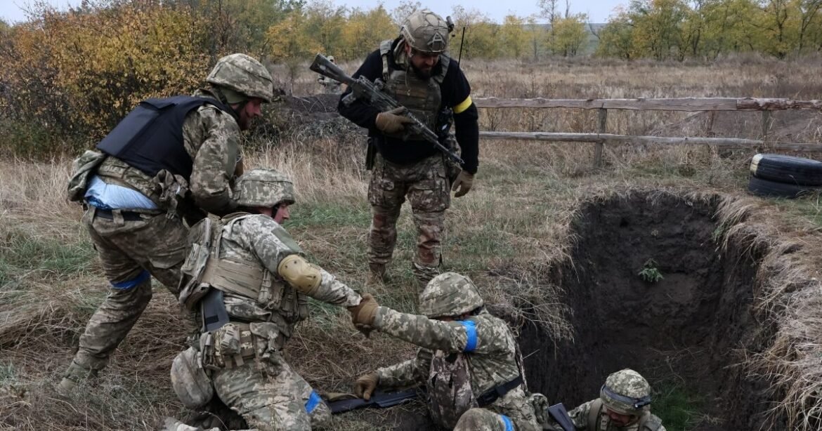 Σχέδιο ειρήνης στην Ουκρανία: Στην «απ’ έξω» οι Ευρωπαίοι αν και έριξαν περισσότερα χρήματα από τις ΗΠΑ