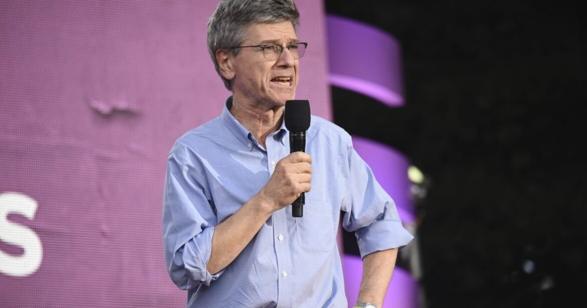 Τζέφρι Σακς για το σχέδιο Τραμπ: Η Ευρώπη πληγώνει τον εαυτό της, έχει χάσει κάθε αίσθηση διπλωματίας