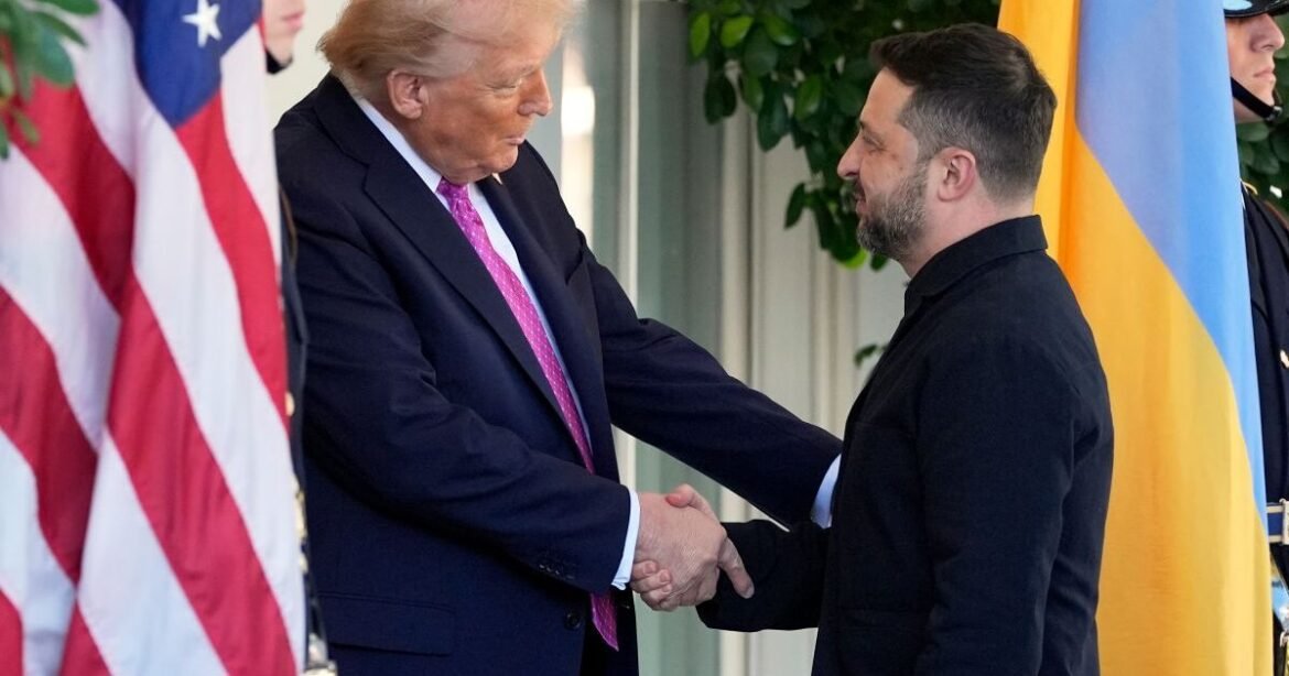 Ζελένσκι: Τα ευαίσθητα σημεία του σχεδίου θα τα συζητήσω με τον Τραμπ