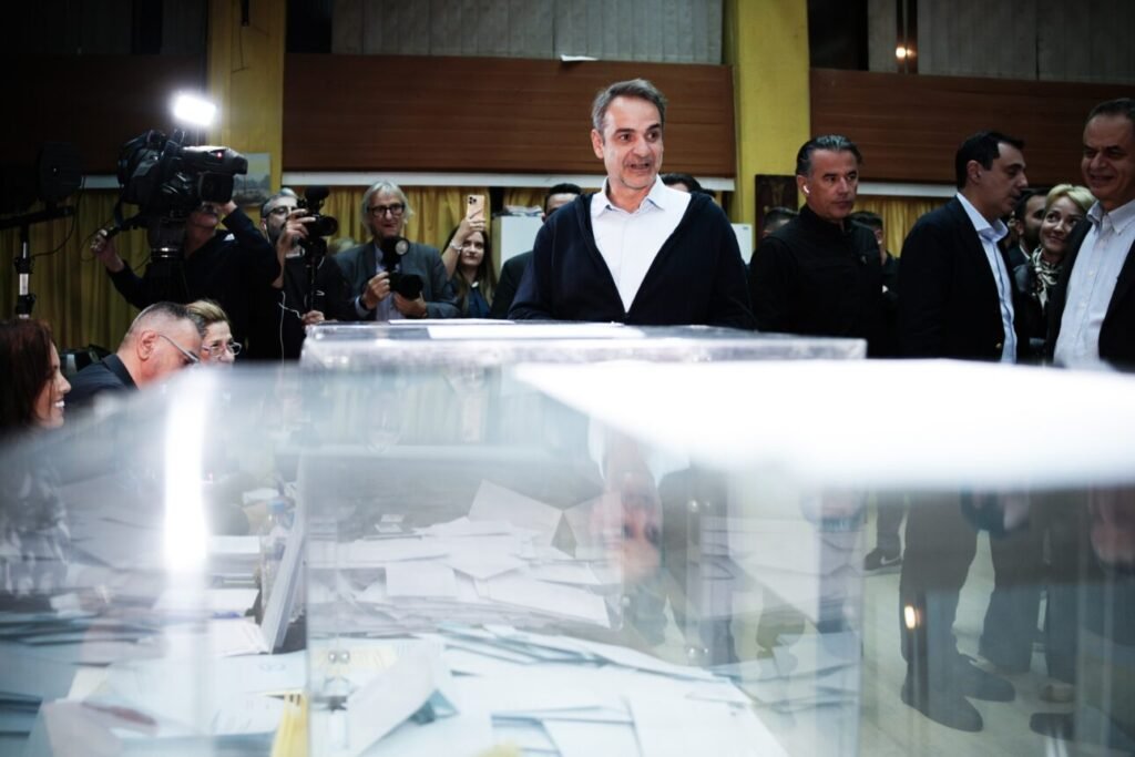 Στόχος επετεύχθη στις εσωκομματικές της ΝΔ: Μεγάλη συμμετοχή, βαθιά ανανέωση