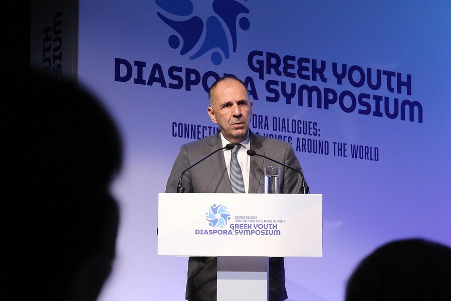 Γεραπετρίτης στο συνέδριο Νέων της Διασποράς: Στρατηγικό σχέδιο για έναν παγκόσμιο Ελληνισμό