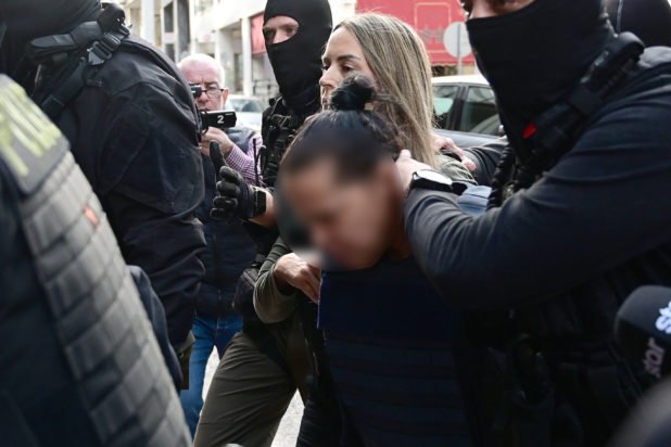 Σαλαμίνα: Στον εισαγγελέα η νύφη της 75χρονης για την άγρια δολοφονία – Τα λάθη που την πρόδωσαν