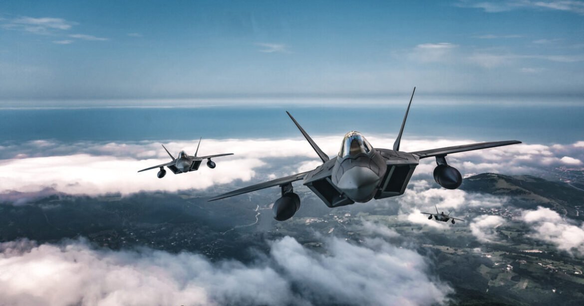 Έρχεται νέος ευρω – κουμπαράς για την αμυντική βιομηχανία με πόρους από τα αδιάθετα του Ταμείου Ανάκαμψης, το ΕΣΠΑ και τα ρωσικά assets