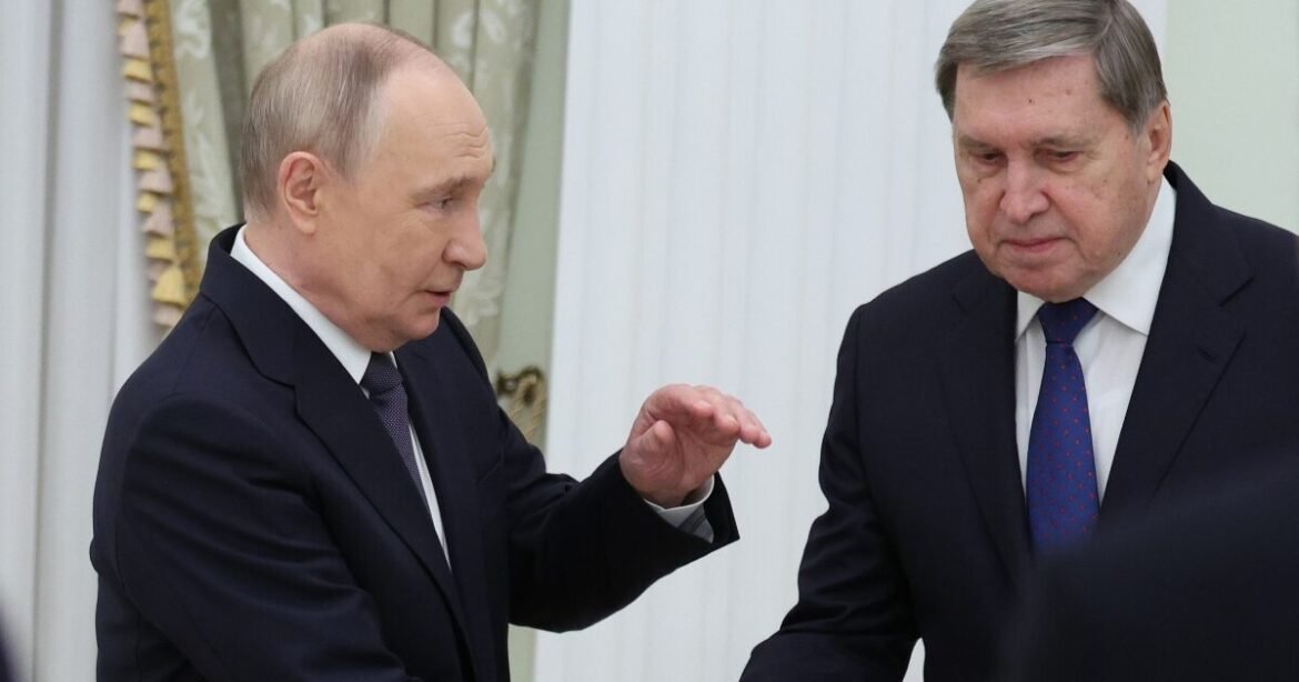 Ψάχνουν το «βαθύ λαρύγγι»: Τα σενάρια για τη διαρροή των συνομιλιών Γουίτκοφ – Ουσάκοφ