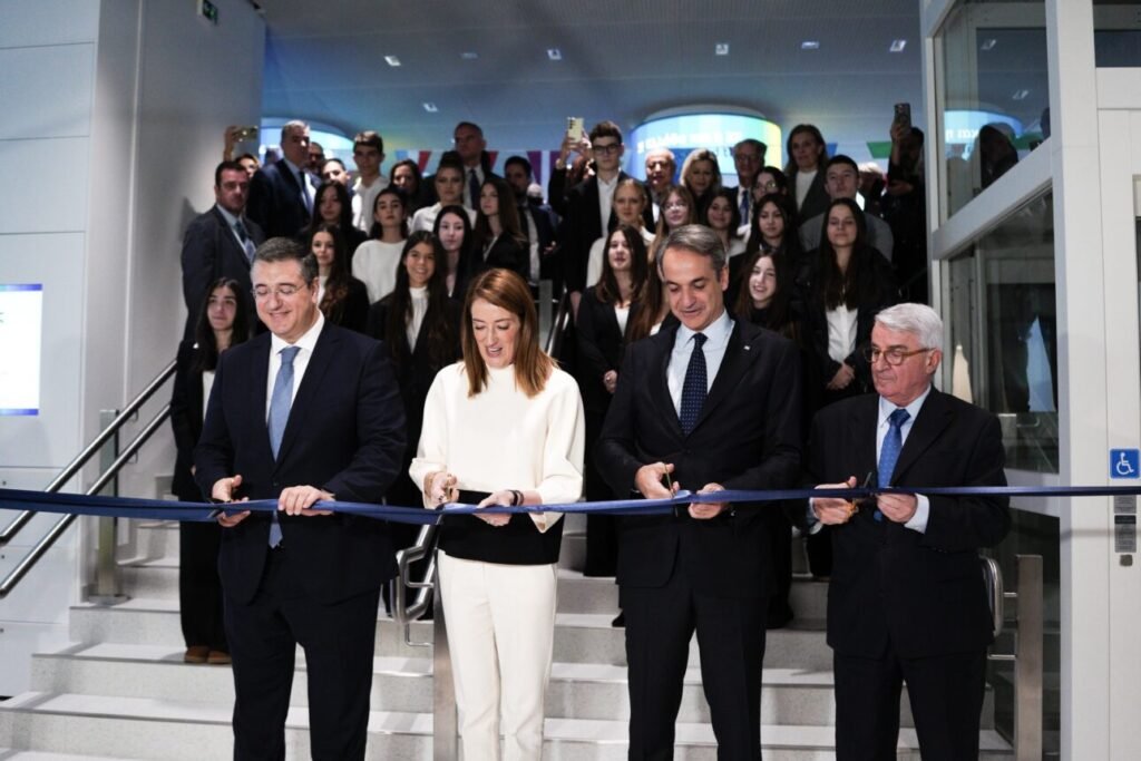 Μητσοτάκης και Μέτσολα στα εγκαίνια του κέντρου Europa Experience