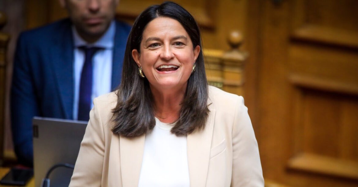 Κεραμέως: Η ιστορική κοινωνική συμφωνία προσφέρει ασφάλεια στου εργαζόμενους και σταθερότητα στις επιχειρήσεις