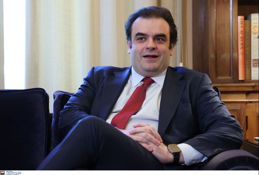 Πιερρακάκης στους Irish Times: «Αλλάζουμε την οικονομία με τεχνολογία, ταλέντο και σταθερότητα» – Τι είπε