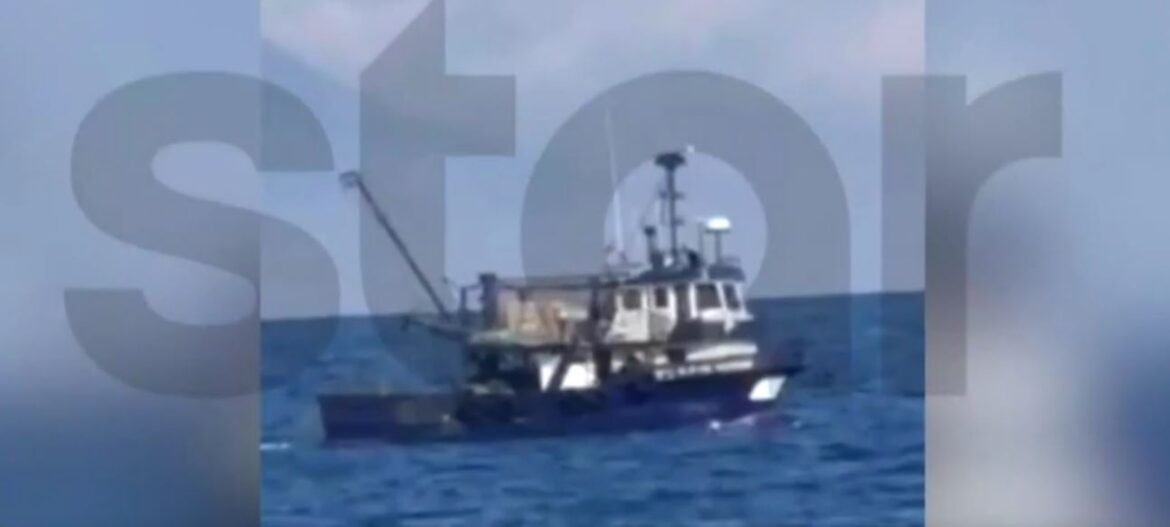 Νέα πρόκληση Τούρκων ψαράδων σε ελληνικά χωρικά ύδατα μεταξύ Αγαθονησίου και Φαρμακονησίου – Δείτε το βίντεο