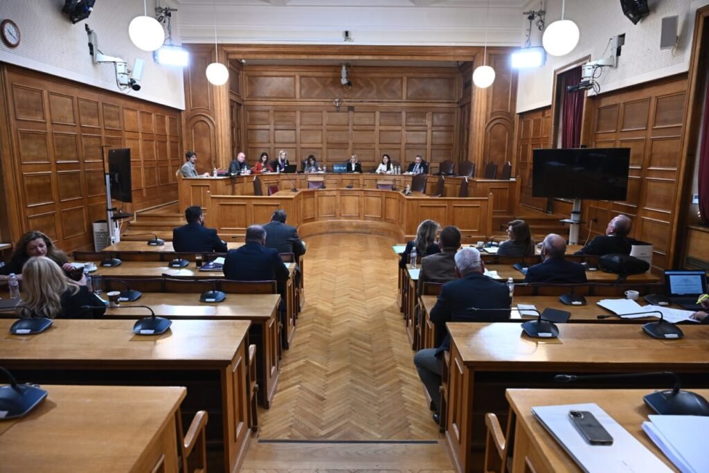 Εξεταστική της Βουλής: Στη Δικαιοσύνη οι «υπερτυχεροί» του ΟΠΕΚΕΠΕ